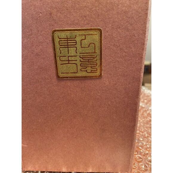 Hua Mulan Doll in Plexiglass Box Oriental Porcelain 3D Art Hand Painted Figurine - Picture 11 of 14